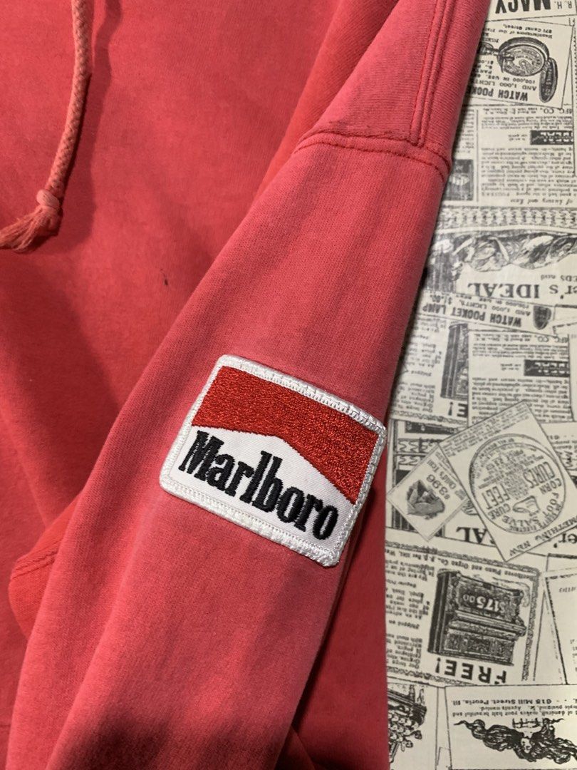 Vintage marlboro Hoodie (Category: Coats, Jackets and Outerwear) located in Bongabong. Submitted by freshrelic (Listing ID 1460465294, Image 3). Description: Vintage thrash condition Marlboro Hoodie.