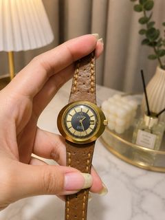 (Category: ) located in . Submitted by theluxurybyaalheebotique (Listing ID 1460317099, Image 1). Description: .