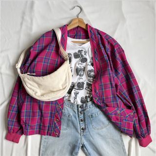 (Category: ) located in . Submitted by youlovethriftshop (Listing ID 1460393053, Image 1). Description: .