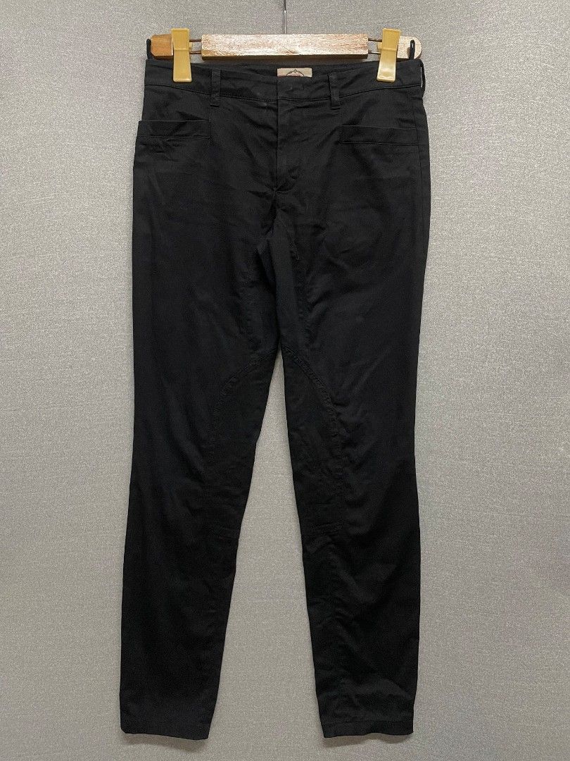 Vintage Prada Ankle Zip Pants (Category: Jeans) located in Manila. Submitted by _retrovate (Listing ID 1460489440, Image 1). Description: Size 38 on tag 9/10 condition Cut washtag Authentic.
