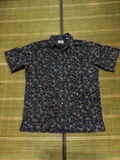 (Category: ) located in . Submitted by houseofgrailed (Listing ID 1460467184, Image 1). Description: .
