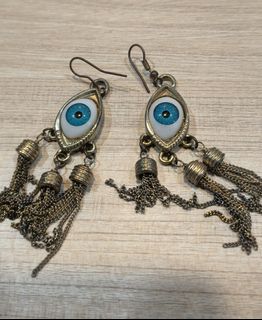 (Category: ) located in . Submitted by fashion_thrift_ (Listing ID 1460437331, Image 1). Description: .