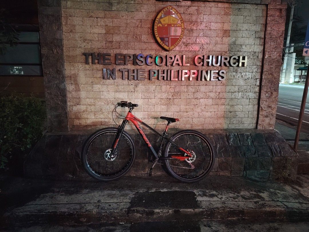 Viper Bike 29er (Category: Bicycles) located in Quezon City. Submitted by gagseller077 (Listing ID 1460457319, Image 1). Description: 29er Viper Bike Minor Scratches since used meet up only.