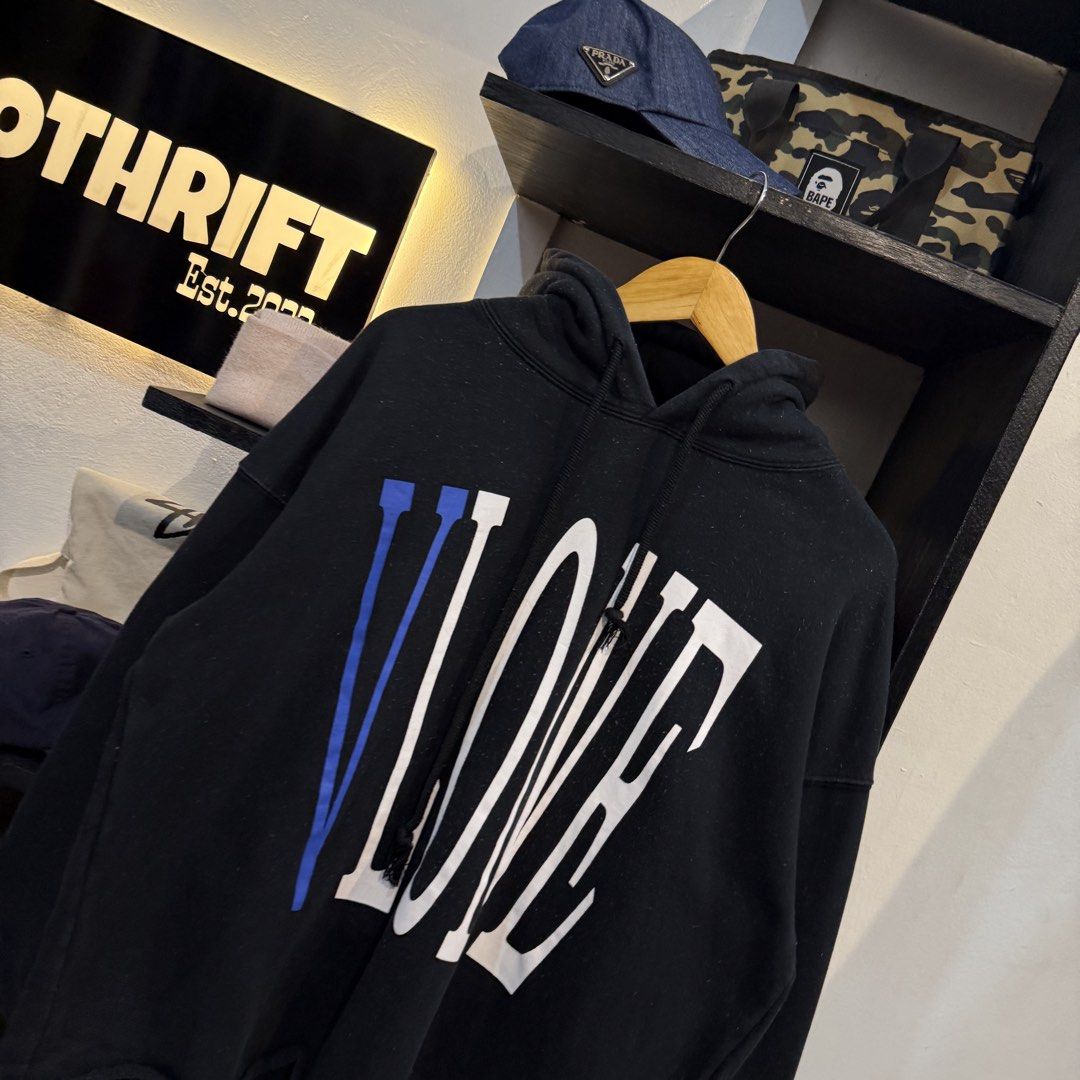 VLONE Black Hoodie (Category: Hoodies) located in Manila. Submitted by carbungcoalex (Listing ID 1460495737, Image 2). Description: VLONE BLUE PRINT BLACK HOODIE 23.5 by 26.5 Good Condition Complete tags (need roller) 1500 CLAIM.
