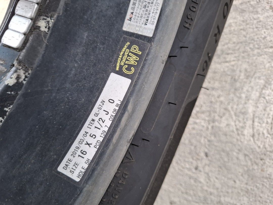 Volk Rays Gramlights RevLimit (Category: Mags and Tires) located in Muntinlupa City. Submitted by victorb85 (Listing ID 1460466482, Image 2). Description: Volk Rays Gramlights RevLimit Made in Japan 16x5.5 offset +0 with brand new michelins 225 70 16 Bolt on for Jimny Good as new Alabang or Makati Area.