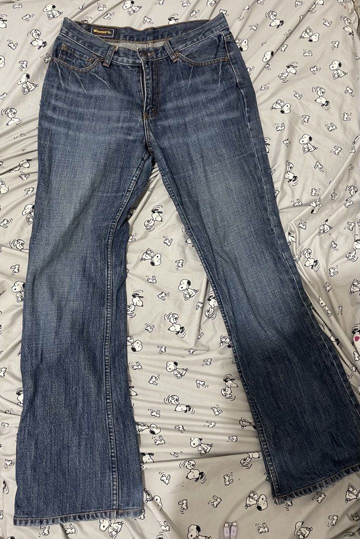 Wagner’s essential jeanswear (Category: Jeans) located in Caloocan City. Submitted by yourseller.sgm (Listing ID 1460407605, Image 2). Description: Wagner’s high quality denim Used once (for fitting) Can be unisex W:32 L33 .