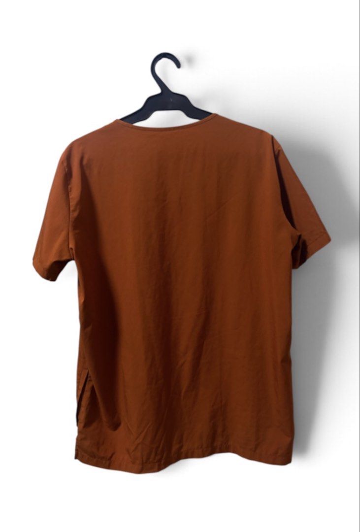 White Coat 4-Pocket MoveTech Scrub Top & Pants - Terracotta (Category: Activewear) located in Caloocan City. Submitted by joshuangeles.21 (Listing ID 1460485396, Image 3). Description: White coat manila scrubs MEN (Terracotta) Color: Terracotta Size: 4 pocket scrub Top & Jogger pants (Medium) Original price: 3990 pesos Selling price: 2,700 pesos ONLY RFS: Declutterring .