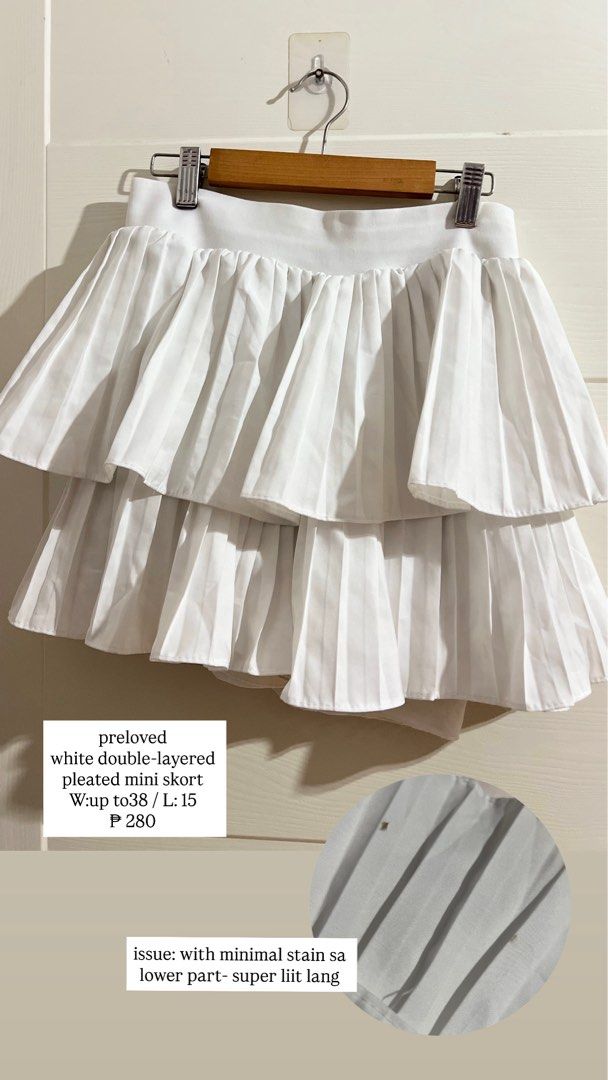 white double-layered pleated mini skort preloved (Category: Skirts) located in Quezon City. Submitted by tcs_0623 (Listing ID 1460504667, Image 1). Description: preloved white double-layered pleated mini skort W:up to38 / L: 15 P 280 issue: with minimal stain sa lower part- super lit lang.