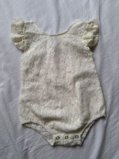 (Category: ) located in . Submitted by yanaali91 (Listing ID 1460345631, Image 1). Description: .