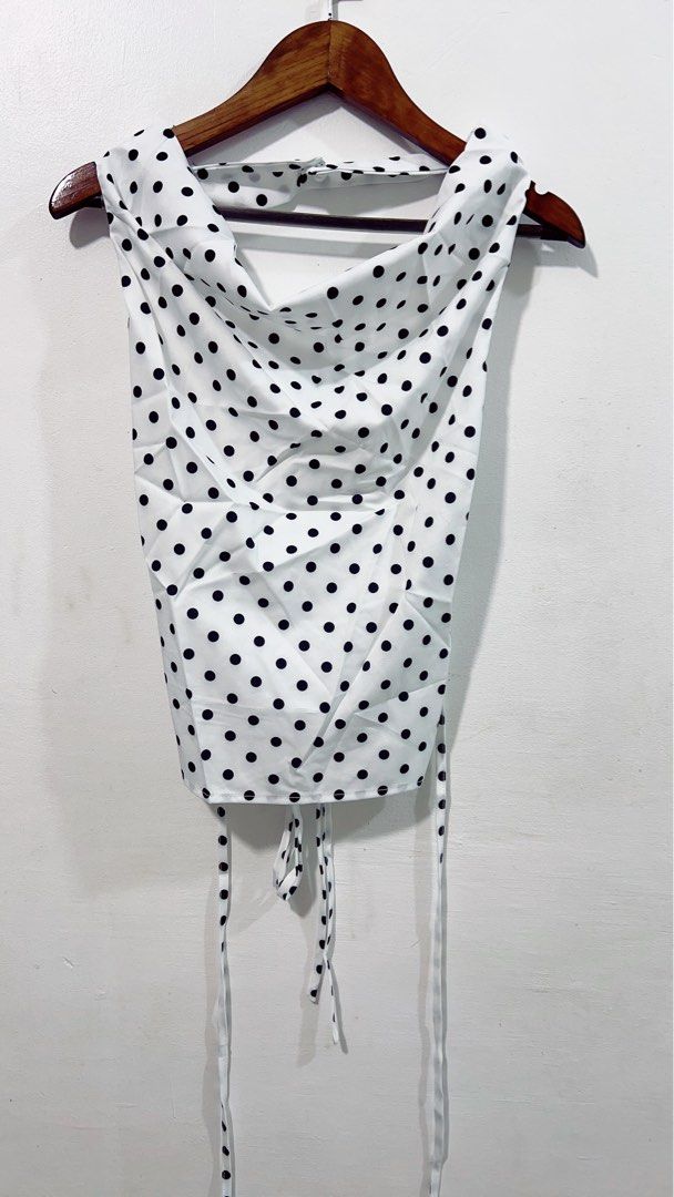 White Polka halter backless cowl top (Category: Others Tops) located in Cavite. Submitted by wishie_collects (Listing ID 1460424398, Image 1). Description: Brand new cowl neck Backless size Xs.