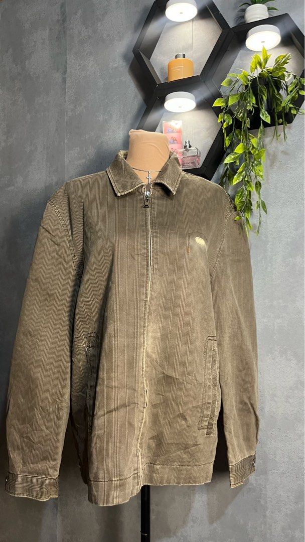 WINDBREAKER/HOODIES (Category: Coats, Jackets and Outerwear) located in Manila. Submitted by leerec0s (Listing ID 1460435939, Image 3). Description: These are UKAY. manage your expectations. pm me here on blu app Ashlee DS for size and price. nothing above 180. madami pa yan visit kayo sa blue app ko.