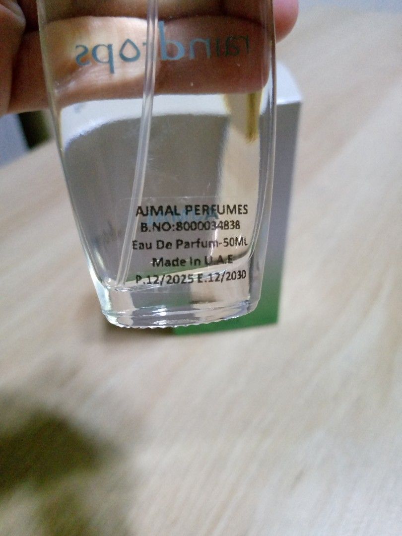 Womens Perfume 50ml (Category: Fragrance & Deodorants) located in Plaridel. Submitted by tonilousg (Listing ID 1460332634, Image 3). Description: naka dalawang spray lang. kita naman sa pic na halos puno pa Original 50ml price: 1,000 pass sa barat pass sa buy&sell pass sa puro tanong bandang huli magpapaalam daw muna sa asawa hahaha! Plaridel, Bulacan courier lalamove or shapi chckout.