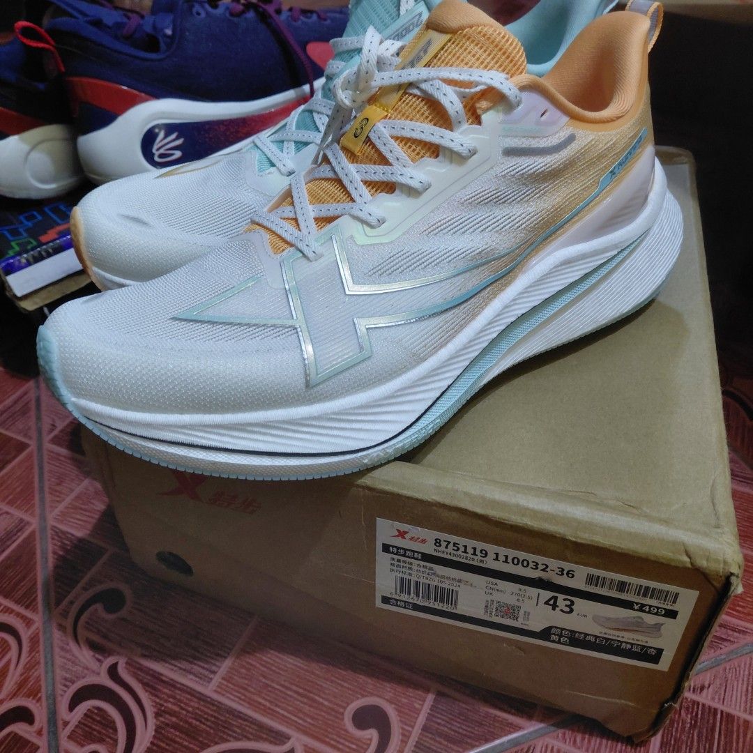 Xtep 3.0 shoes (Category: Casual Shoes) located in Caloocan City. Submitted by vistanpaul19443 (Listing ID 1460468983, Image 1). Description: .
