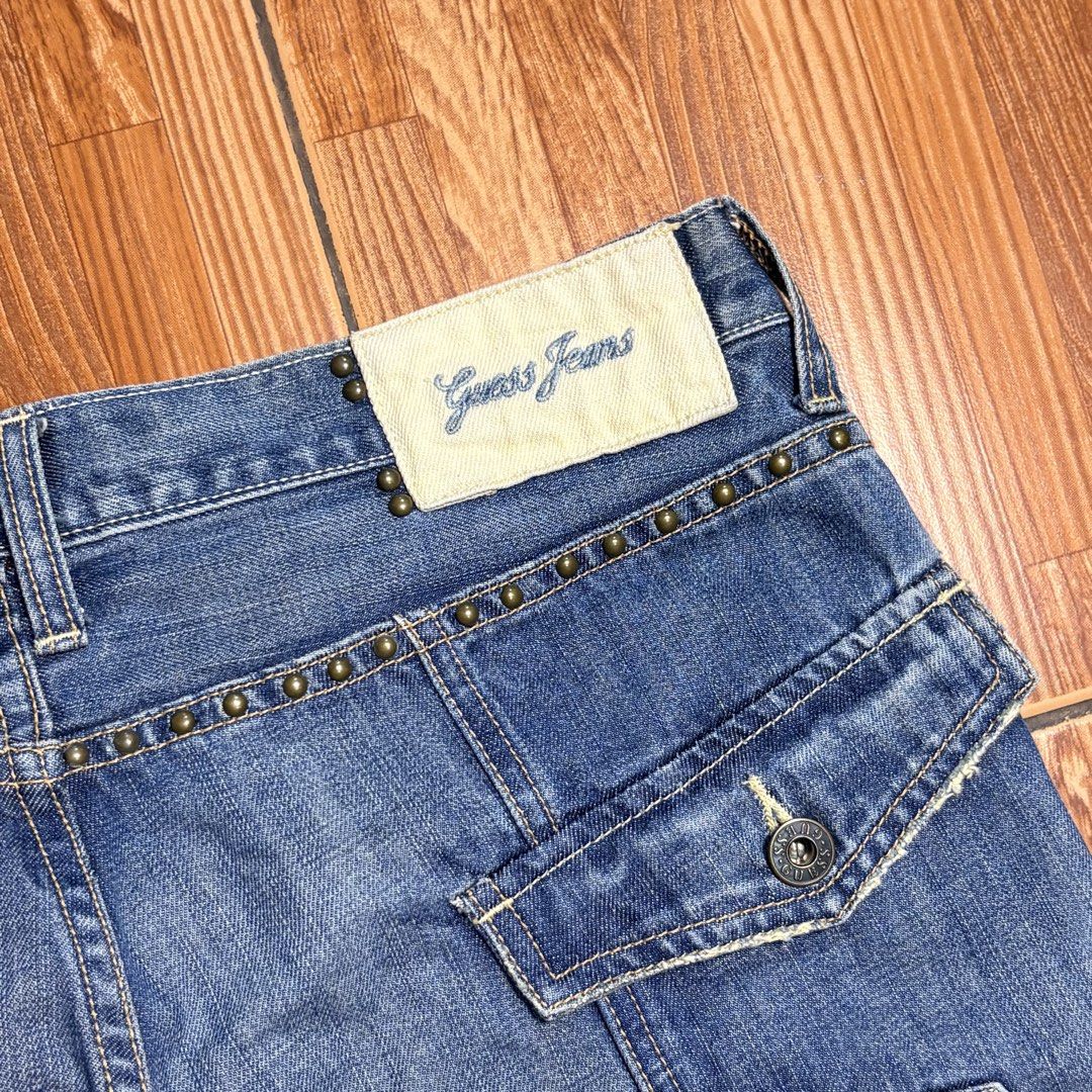 Y2K Guess Low Waist Patchwork Denim Cargo Pants (Category: Jeans) located in Quezon City. Submitted by dengkisbin (Listing ID 1460417011, Image 2). Description: sz 30 on tag.