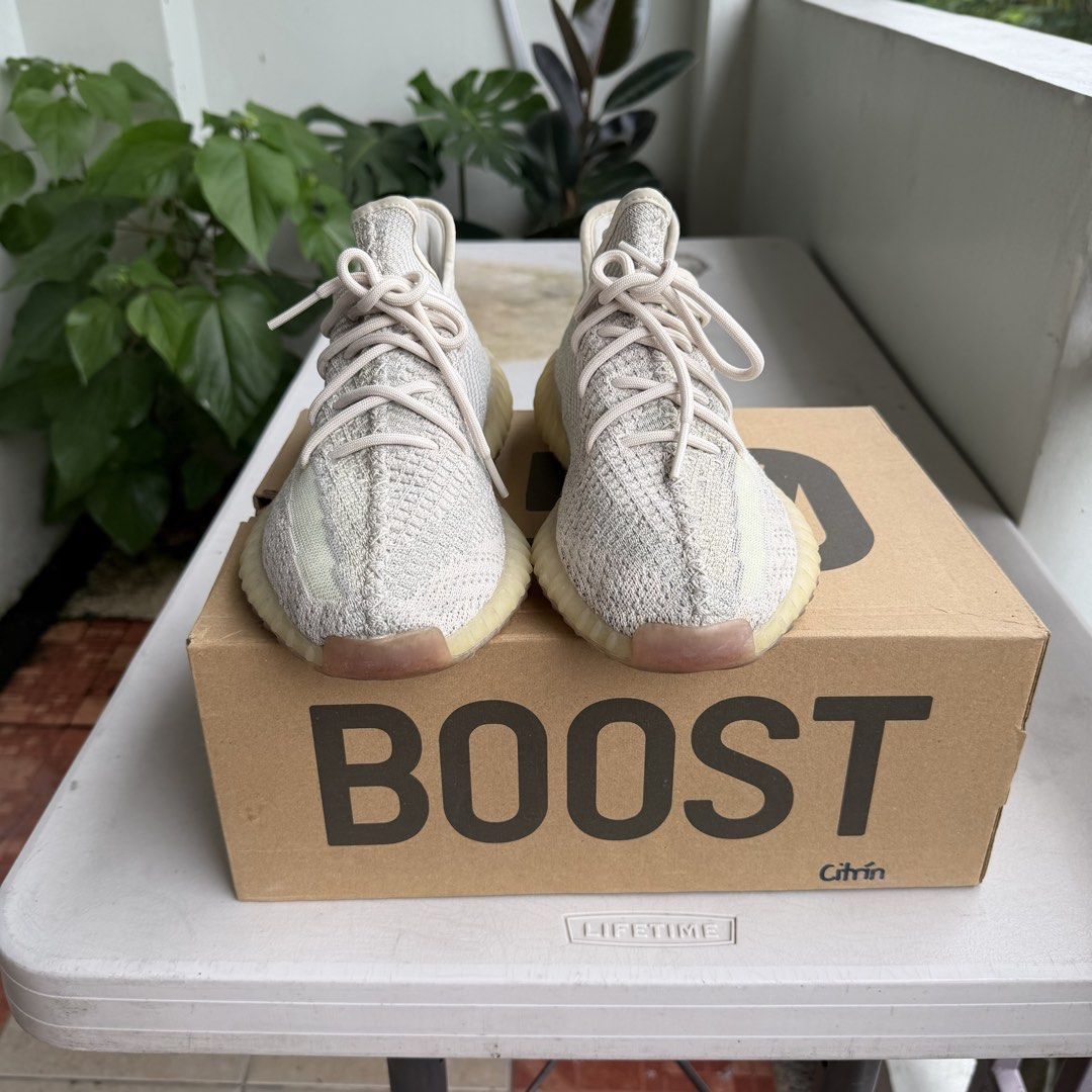 Yeezy 350v2 Citrin (Category: Sneakers) located in Pasig City. Submitted by piposcloset (Listing ID 1460383091, Image 3). Description: Yeezy 350v2 Citrin w/ Box 9/10 cond (used a few times) 💯 Legit Size: US 9.5 (fits up to US 10) ₱ 4,500 + shipping .