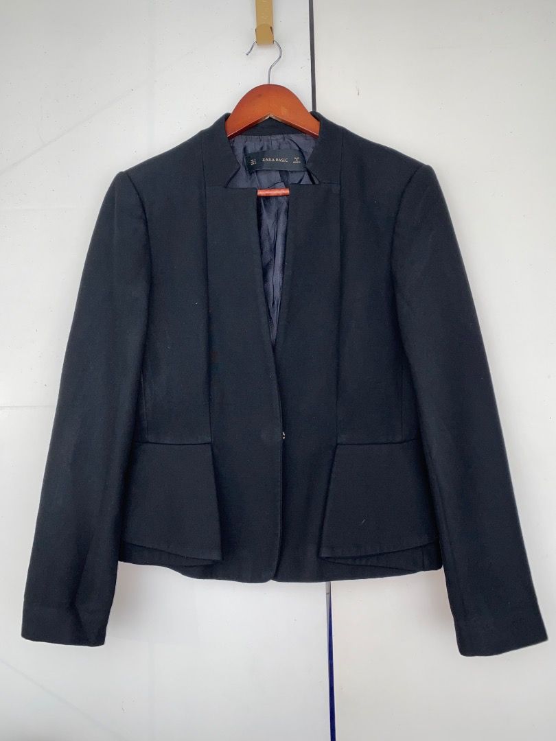 Zara Basic Black Peplum Blazer (Category: Coats, Jackets and Outerwear) located in Makati City. Submitted by roseaiscloset (Listing ID 1460383248, Image 1). Description: - Zara Basic Black Blazer - Collarless design - Flattering peplum hem - Single button closure - Sharp look for work or going out - Measurements: Shoulder 15", Armpit 18-19", Length 21-22" - Essential staple piece for any wardrobe.
