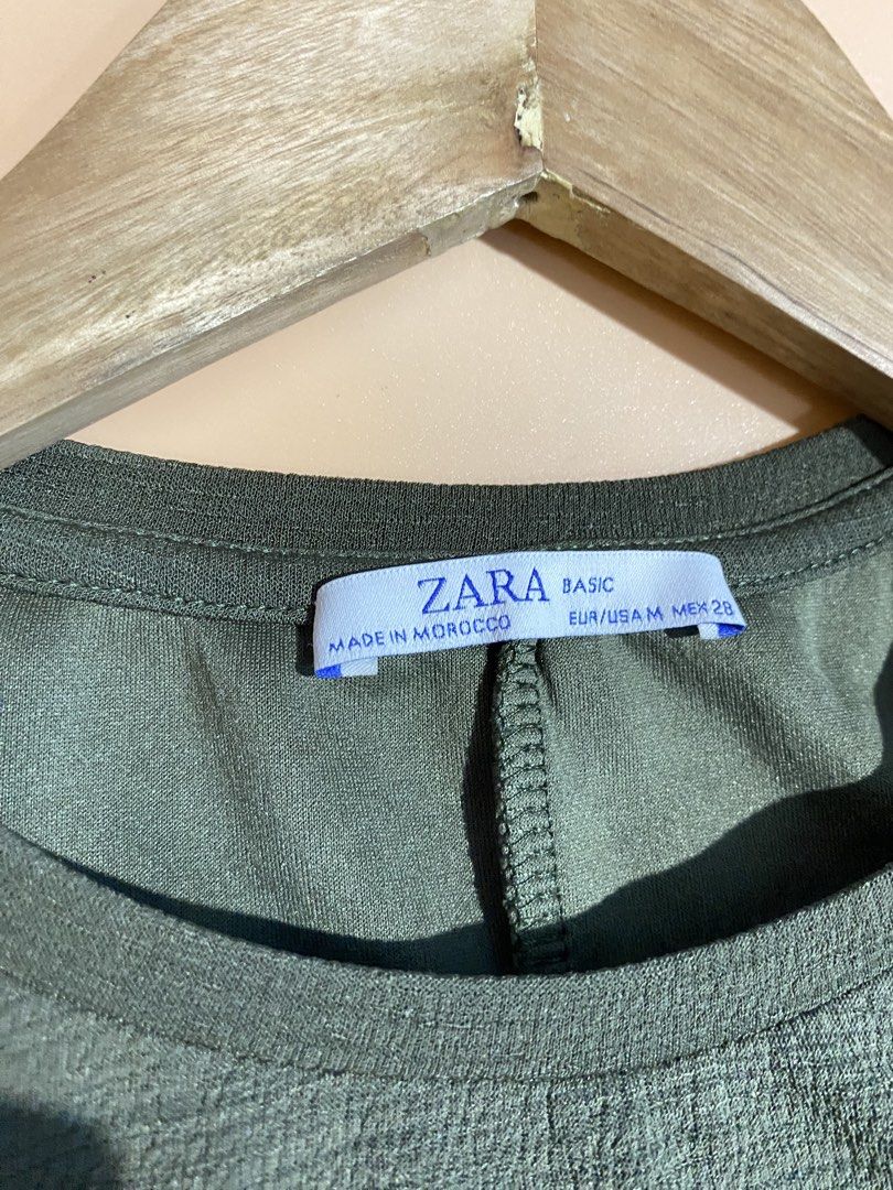 Zara Basic Olive Green Button Pocket T-Shirt Dress (Category: Dresses) located in Talisay. Submitted by ks_things (Listing ID 1460412791, Image 2). Description: - Zara Basic Olive Green T-Shirt Dress - Size: Medium - Features: Two front buttoned pockets, short sleeves - Fit: Relaxed - Style: Casual wear 📍Talisay City, Negros Occidental 💰Mode of payment - Gcash 📦Pick up/ Delivery via J&t ❗️No meet ups.