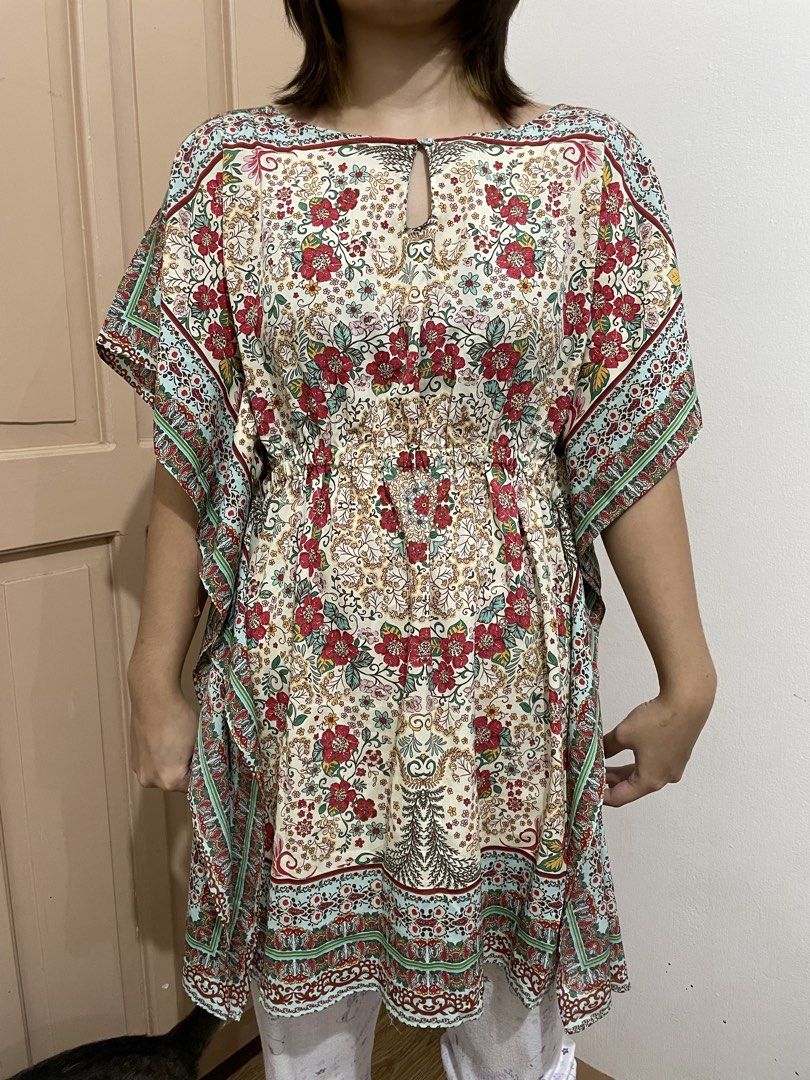 Zara bohemian dress (Category: Dresses) located in Mandaluyong City. Submitted by h78645 (Listing ID 1460401661, Image 2). Description: Pre-loved item .
