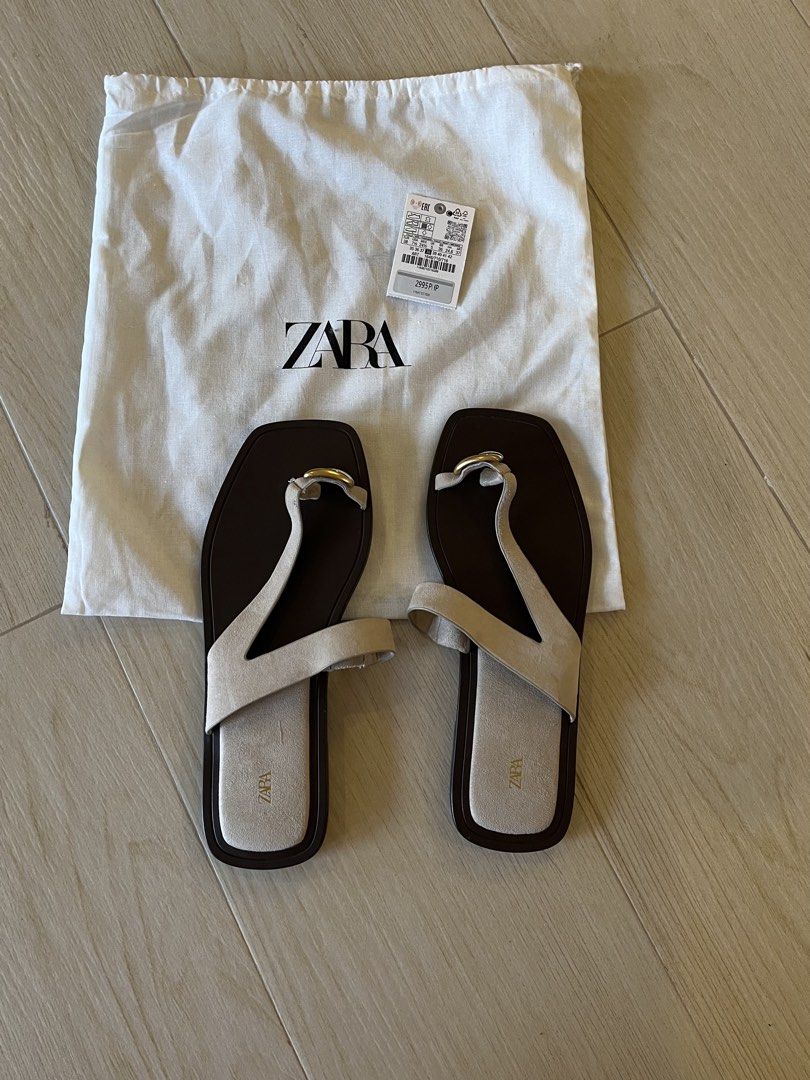 ZARA FLAT LEATHER SANDALS 38 (Category: Flats & Sandals) located in Butuan. Submitted by preownedbykath (Listing ID 1460393900, Image 1). Description: .