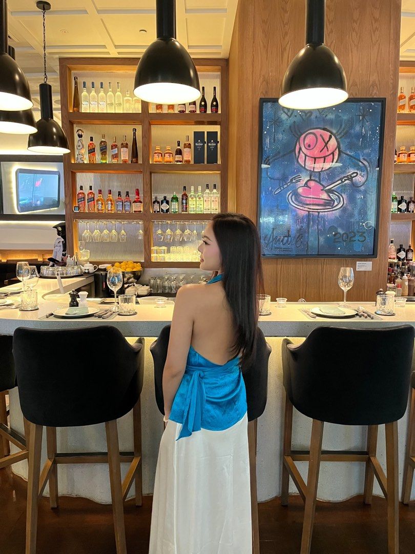 Zara Knotted Halter Top Tiffany Blue (Category: Sleeveless) located in Pasig City. Submitted by declutterskt (Listing ID 1460489638, Image 2). Description: - Used twice only - Originally 1.6k - Bought in Zara Megamall.