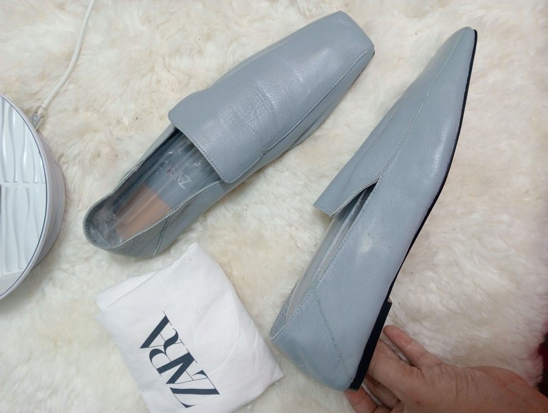 Zara Light Blue Leather Square Toe Loafers (Category: Loafers) located in Cabadbaran. Submitted by lioness_cave (Listing ID 1460386787, Image 2). Description: - Zara Light Blue Leather Loafers - Size: 39 - Design: Square Toe - Material: Leather - Comfort: Super comfy - Style: Stylish, great for work or casual wear - Includes: Original Zara dust bag.