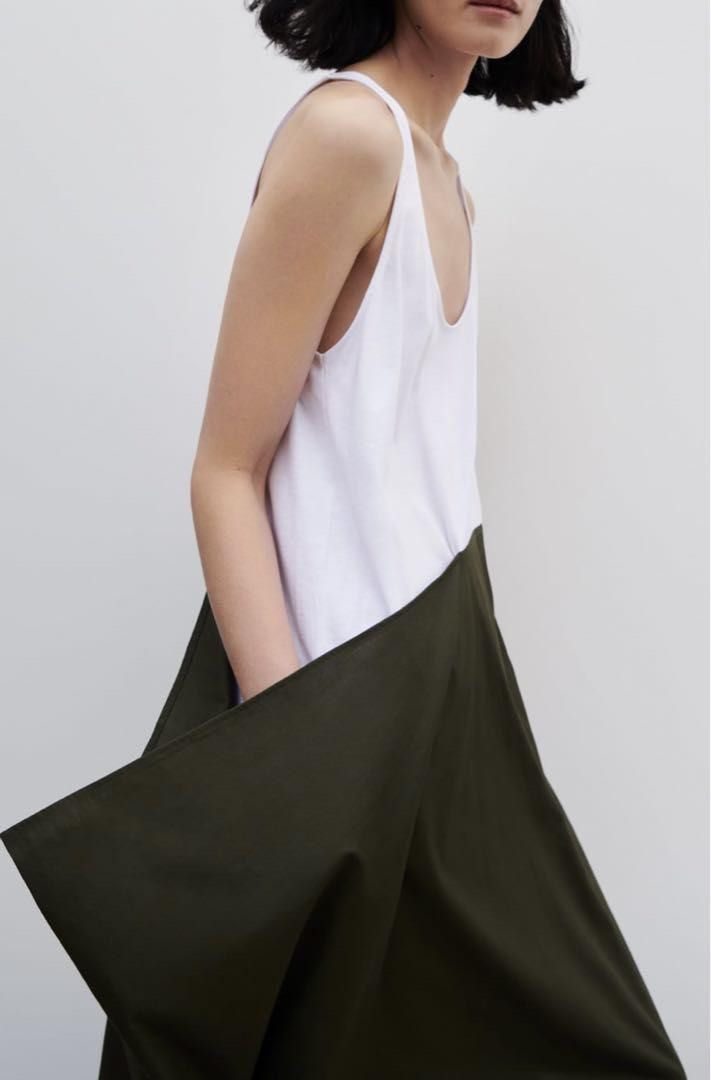 Zara Midi Shift Dress BNWT (Category: Dresses) located in Manila. Submitted by maurisio (Listing ID 1460498576, Image 1). Description: .