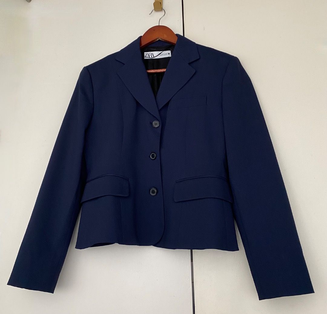 Zara Navy Blue Blazer (Category: Coats, Jackets and Outerwear) located in Makati City. Submitted by roseaiscloset (Listing ID 1460382785, Image 1). Description: - Zara Navy Blue Blazer - Classic cut with 3 front buttons - Two functional pockets - Sharp and professional look - Ideal for work or smart casual events - Measurements: Shoulder 16 inches, Armpit 18 inches, Length 20-21 inches Bought from Zara in HK, rarely used.