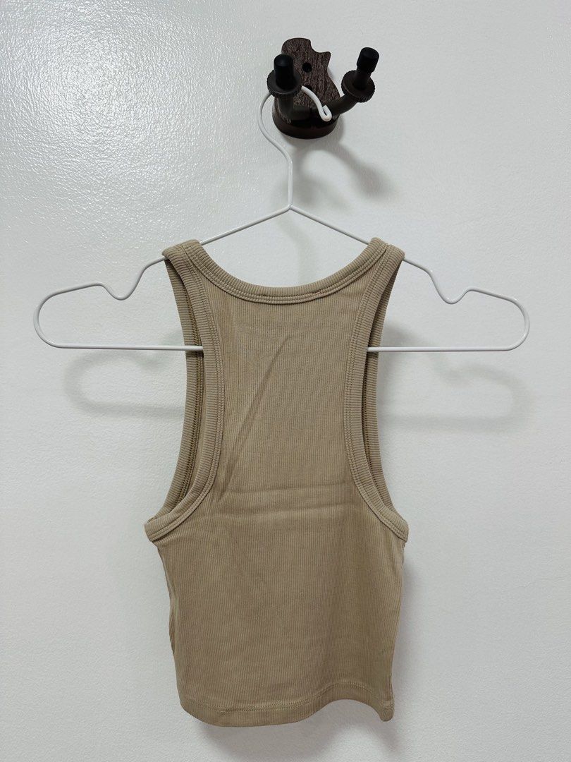 Zara Nude Tank Top (Category: Sleeveless) located in Paranaque City. Submitted by kokoclosets (Listing ID 1460476353, Image 2). Description: Barely used!.
