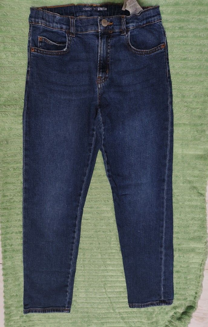 Zara straight fit/ stretch (Category: Babies & Kids Fashion) located in Manila. Submitted by jinkeec (Listing ID 1460421142, Image 1). Description: ZARA STRAIGHT FIT/STRETCH PANTS SIZE 11-12 CM 152.