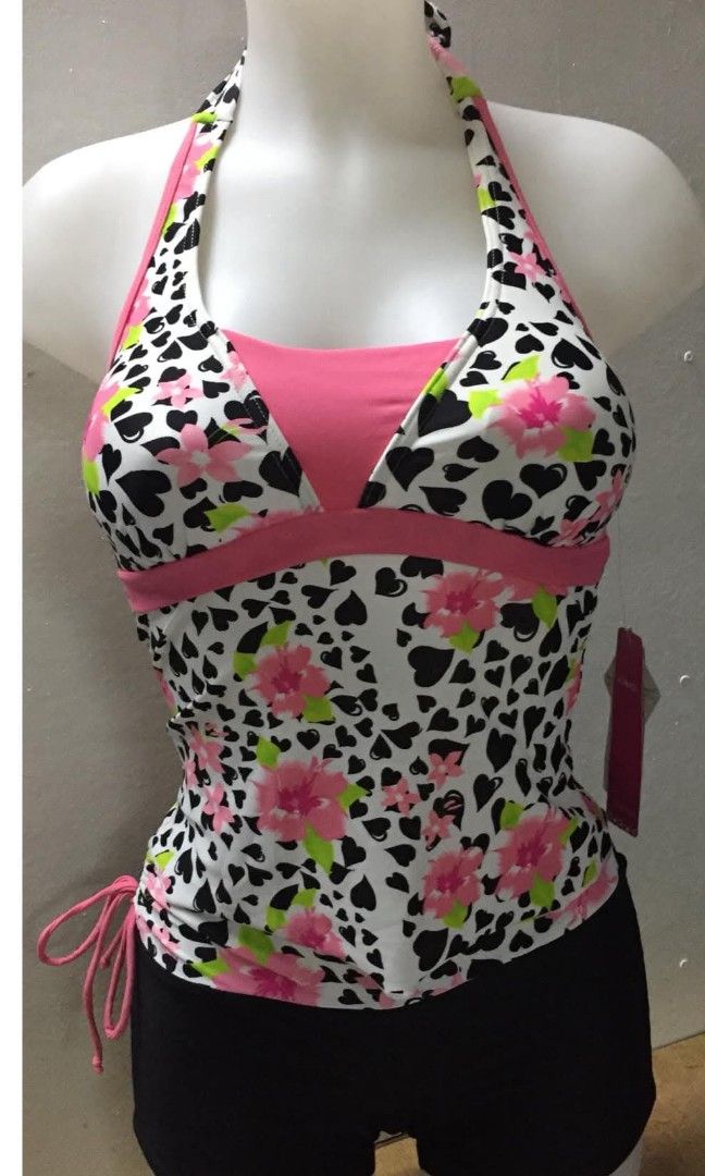 150 (Category: Bikinis & Swimsuits) located in Quezon City. Submitted by charchartindahan (Listing ID 1460663310, Image 3). Description: 🔴Brandnew, MPO swimsuit, kindly check the photo & need wash before use 🔴Gcash payment, by pick up & Jrs Express 🔴loc.near U.P Diliman Q.V C.