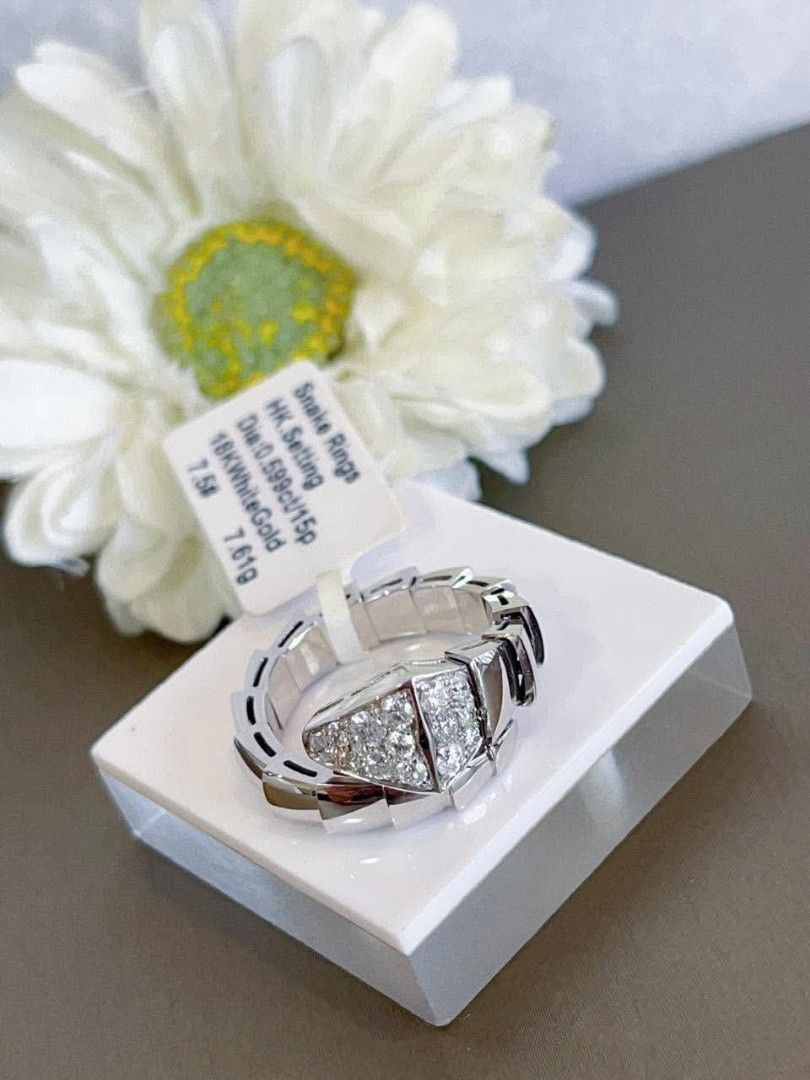 18k HongKong setting whitegold diamond serpenti ring (Category: Rings) located in Manila. Submitted by bhelgoldseller2ndaccount (Listing ID 1460678161, Image 1). Description: New!!✨New!!✨New!! 18k HongKong setting Gold 10,300/g 💯pawnable/naisasanla 💯with high appraisal rate 💯good investment 💯Direct supplier price 👉OPEN for resellers 🌺please take time to evaluate their actual sizes and grams 👉Best panggift for all occasions ✅ Sold per grams