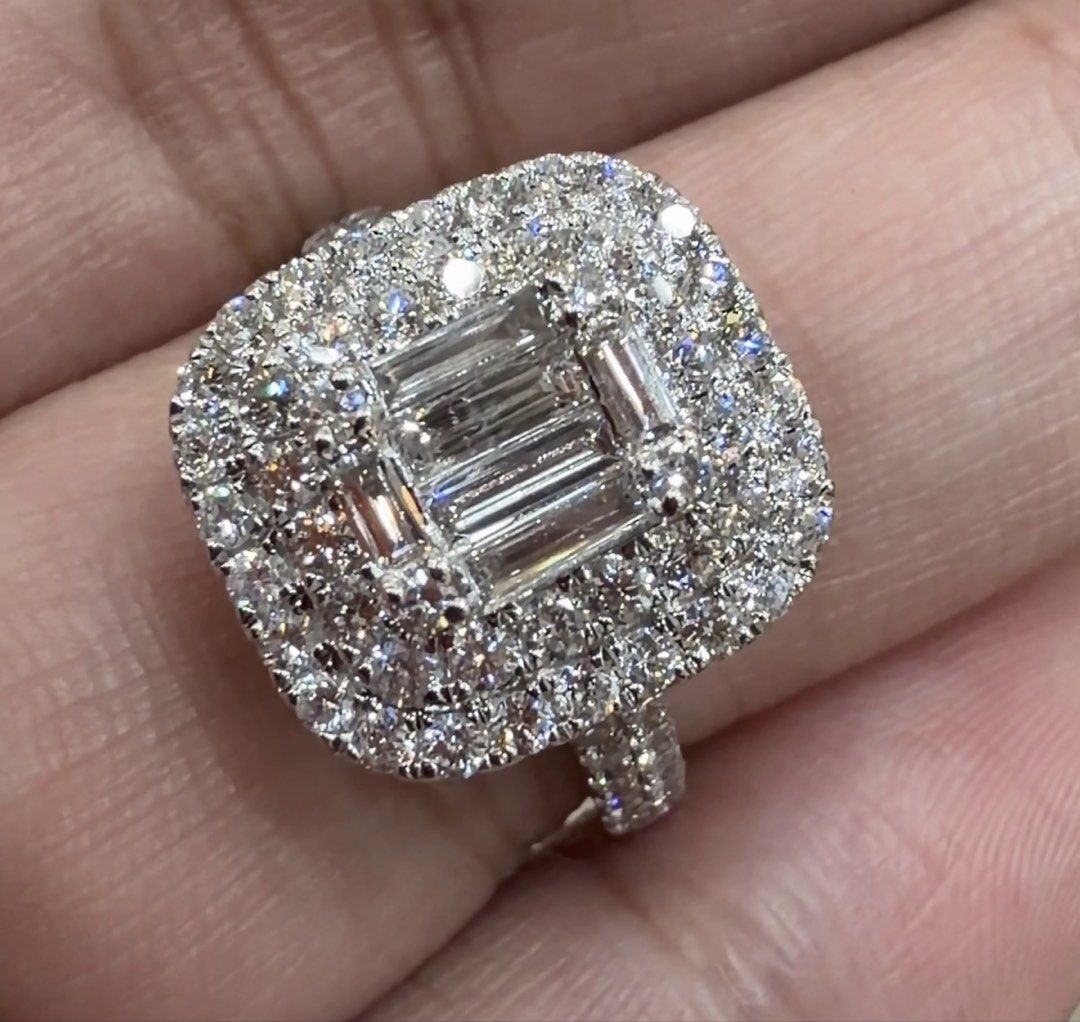 18K White Gold Illusion Diamond Ring (Category: Rings) located in Las Pinas. Submitted by houseofgems0 (Listing ID 1460540170, Image 3). Description: Details: - 18K White Gold | 4.9 grams - Size: 7 - 76 round and 6 baguette-cut natural diamonds - Total Carat Weight: 1.26ct stamped - PRICE: ₱75,000 💎 All items are 100% AUTHENTIC/PAWNABLE. 💎 LAYAWAY AVAILABLE 4 months no interest. Send us a message to inquire..