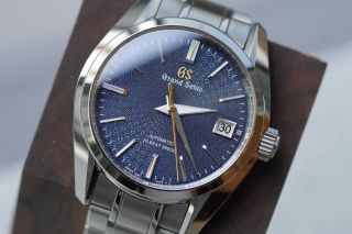(Category: ) located in . Submitted by timepiecetalk (Listing ID 1460649804, Image 1). Description: .