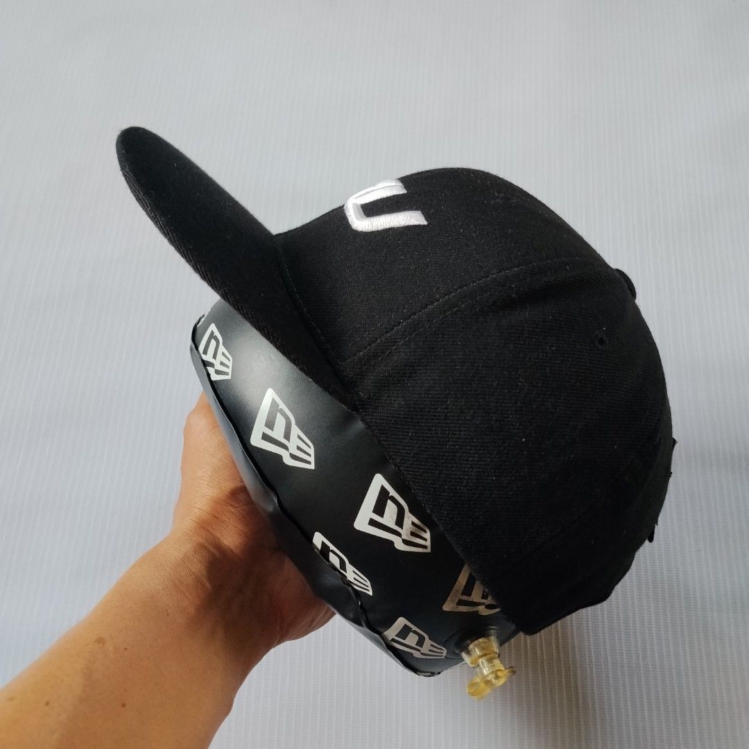 2XU (SNAPBACK CAP) (Category: Activewear) located in La Carlota. Submitted by sports_couture_ph (Listing ID 1460572023, Image 3). Description: 2XU (SNAPBACK CAP) RATE EXCELLENT CONDITION SIZE ADULT/ ONE SIZE FITS ALL PRICE 699 ADD SHIPPING FEE DM TO PURCHASE.
