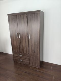 (Category: ) located in . Submitted by panda_furnitur3 (Listing ID 1460581668, Image 1). Description: .