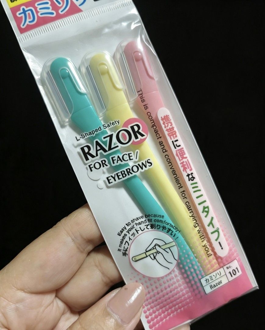3 pcs Face and Eyebrows Razor Japan Daiso (Category: Face Care) located in Makati City. Submitted by khrizaccessories (Listing ID 1460625181, Image 2). Description: .