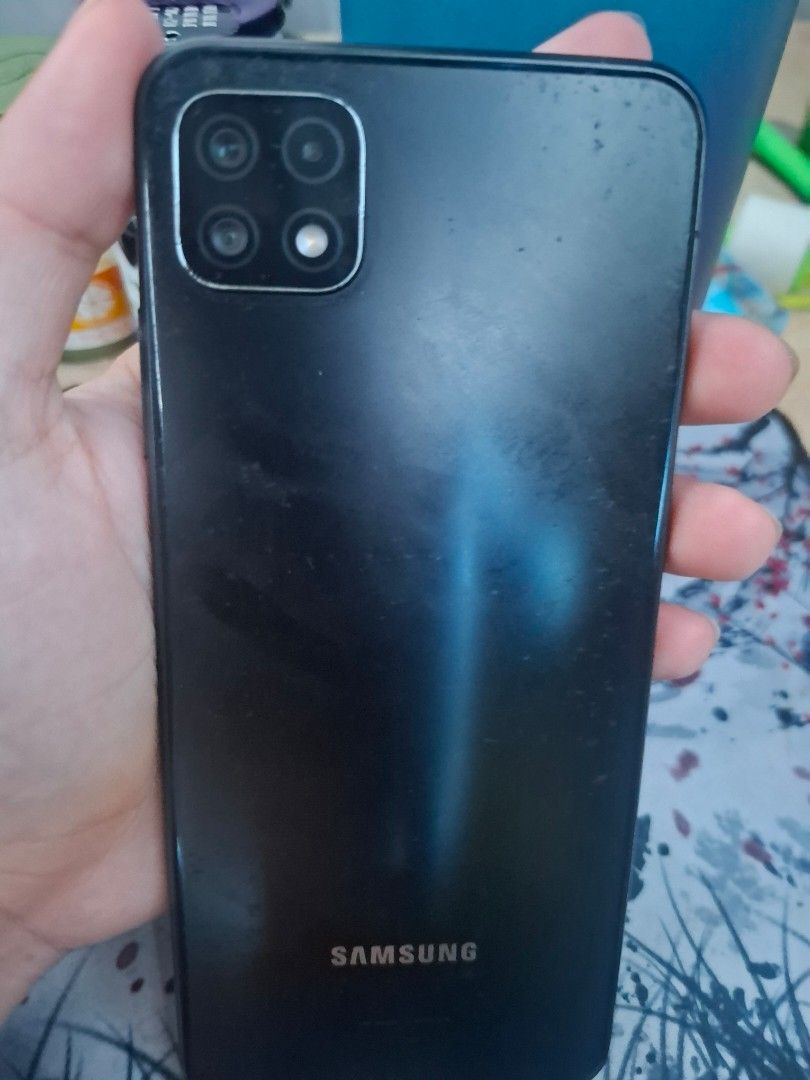 Galaxy A22 5G (Category: Samsung) located in Manila. Submitted by villin87 (Listing ID 1460569950, Image 1). Description: SAMSUNG GALAXY A22 5G 6GB/128GB — ₱5,000NEGOTIABLE 6GB RAM / 128GB Storage 5G capable 6.6" FHD+ 90Hz display 48MP main camera 5,000mAh battery Good condition No issues / fully working Black Good as a main or backup phone RFS: Extra/unused secondary phone Meetup available near north olympus Delivery available Slightly negotiabl