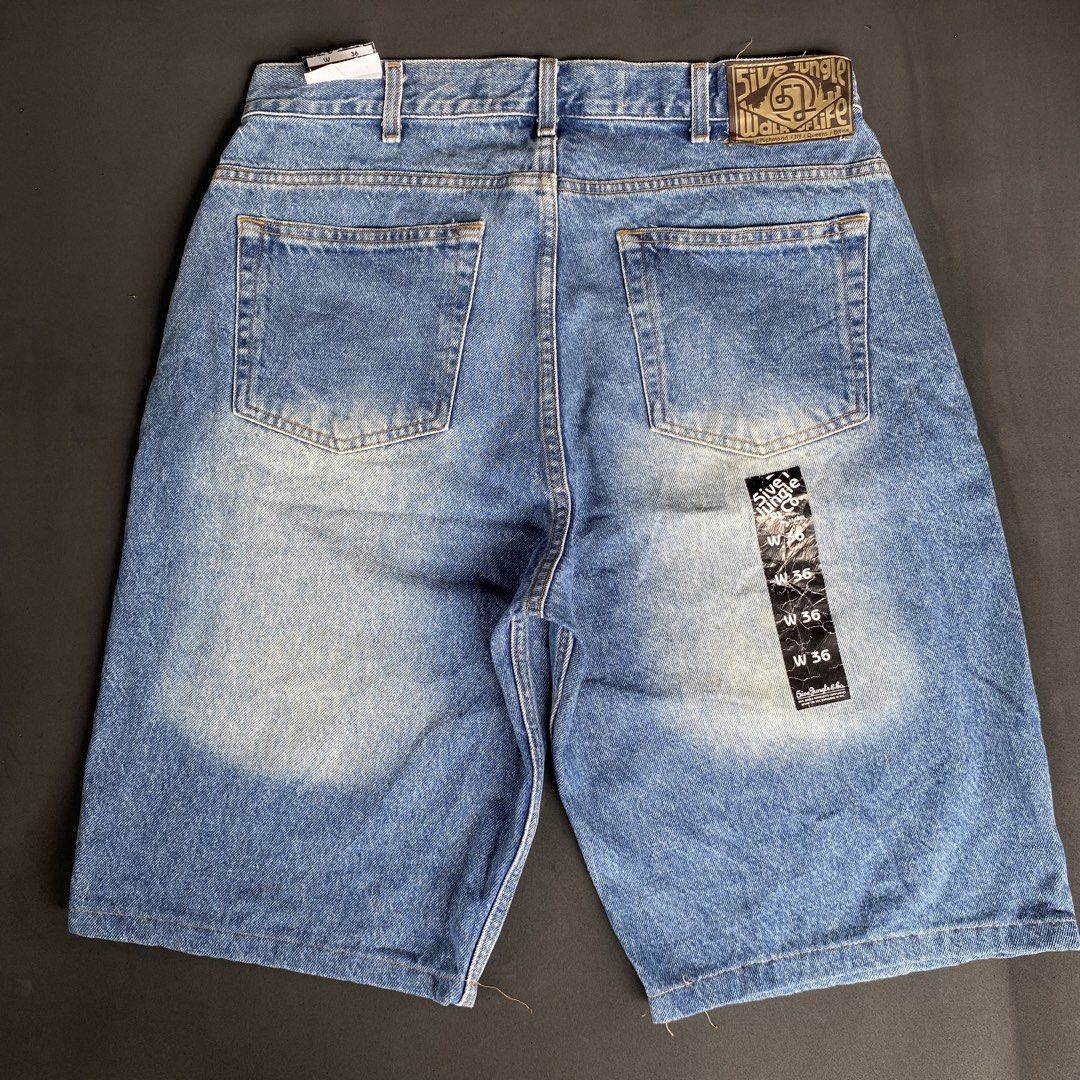 5IVE JUNGLE & Co. JORTS🔥 (Category: Shorts) located in Rizal. Submitted by thrift_by_nel (Listing ID 1460685063, Image 2). Description: 5IVE JUNGLE & Co. JORTS🔥 Type of Material: Hard Denim Waist: 36 Length: 25.5 Hem: 11 Condition: Excellent issue: ❌ 💵 55O.