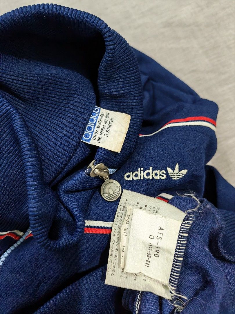 80s adidas descente track jacket (Category: Coats, Jackets and Outerwear) located in Baguio. Submitted by used_clothing2600 (Listing ID 1460661127, Image 2). Description: 80s adidas descente track jacket verygood condition minimal signs of usage size large pit to pit 23 length 27 P2000.
