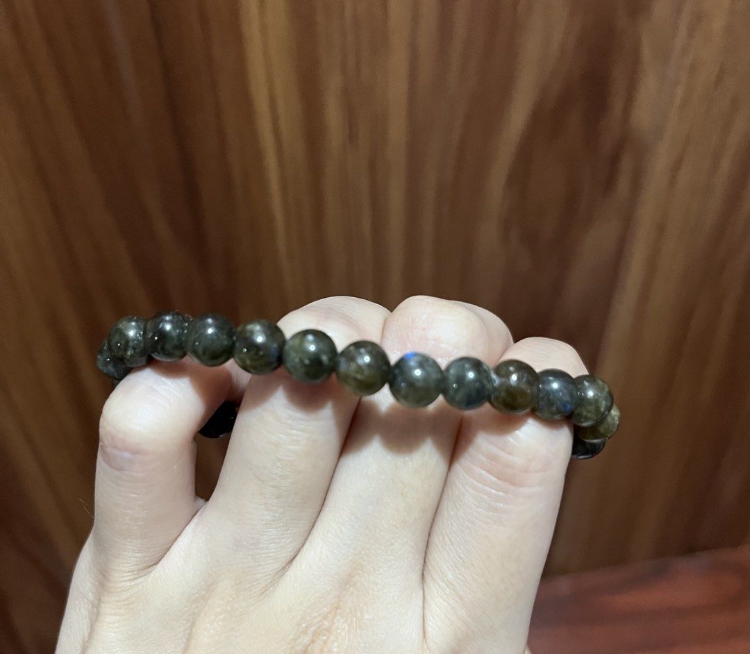 8-9mm labradorite (Category: Bracelets) located in Quezon City. Submitted by coffeebeansforsale (Listing ID 1460617868, Image 2). Description: Never been used Stone of transformation, intuition and magic, along with the rest of what Google has to say. Note that stones are just reminders of intentions and not the true source. Have fun!.