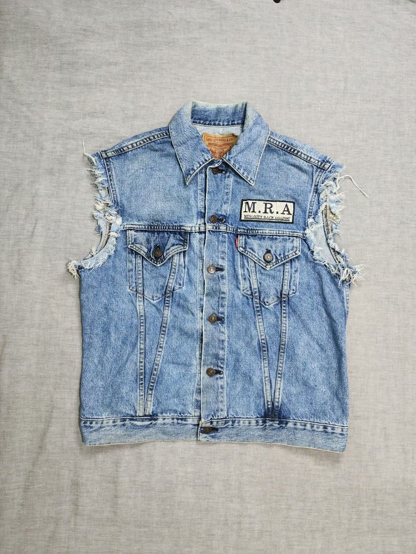90s Levis big E 71557 denim cutoff vest (Category: Vests) located in Baguio. Submitted by used_clothing2600 (Listing ID 1460651447, Image 1). Description: 90s Levis big E 71557 denim cutoff vest made in japan verygood condition size 42 pit to pit 21.5 inches length 25 inches P 2,980.