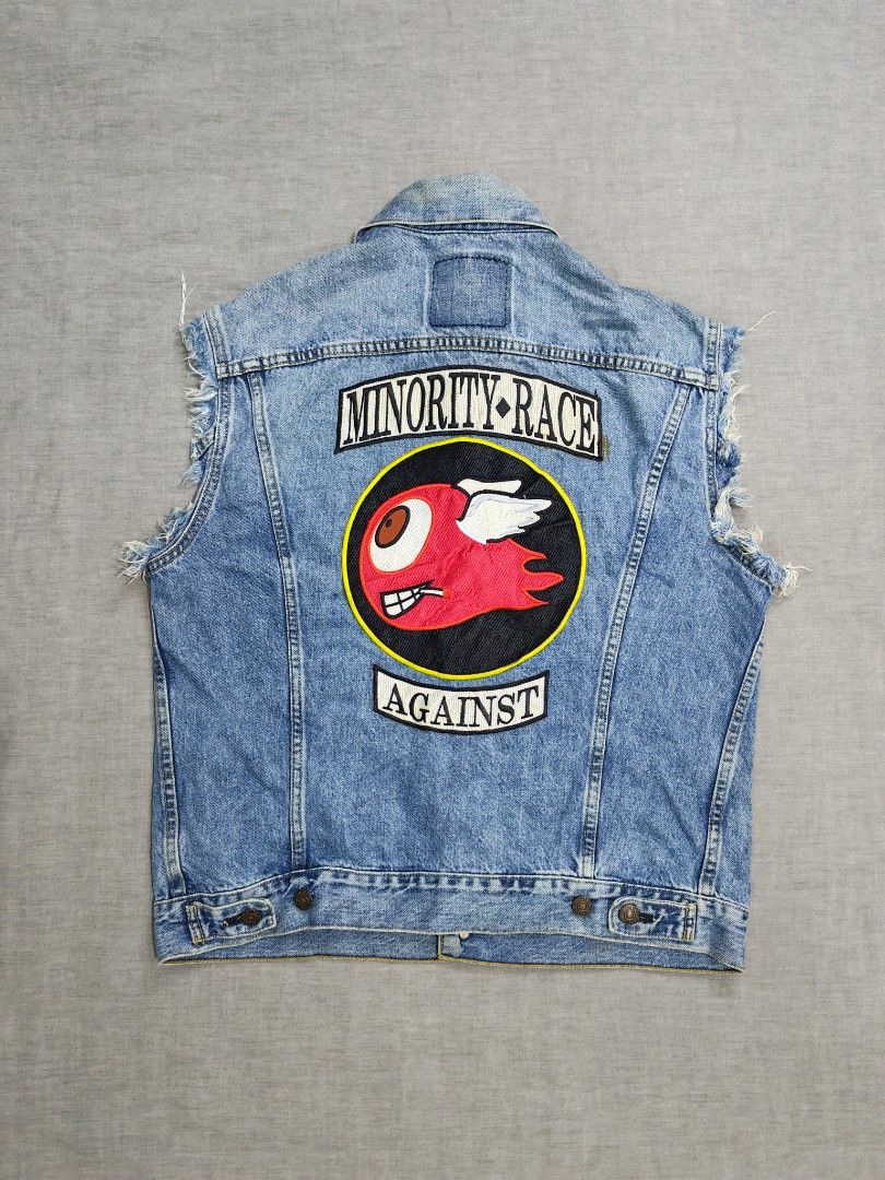 90s Levis big E 71557 denim cutoff vest (Category: Vests) located in Baguio. Submitted by used_clothing2600 (Listing ID 1460651447, Image 2). Description: 90s Levis big E 71557 denim cutoff vest made in japan verygood condition size 42 pit to pit 21.5 inches length 25 inches P 2,980.