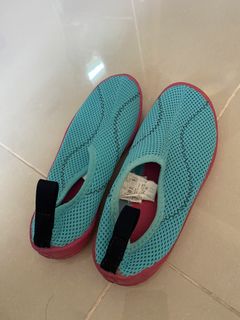 （分類：）位於 。 由 shanlee5000 提交（商品編號 1460607999，圖片 1）。簡介： 。