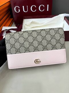 (Category: ) located in . Submitted by millenlavish_outlet (Listing ID 1460585528, Image 1). Description: .