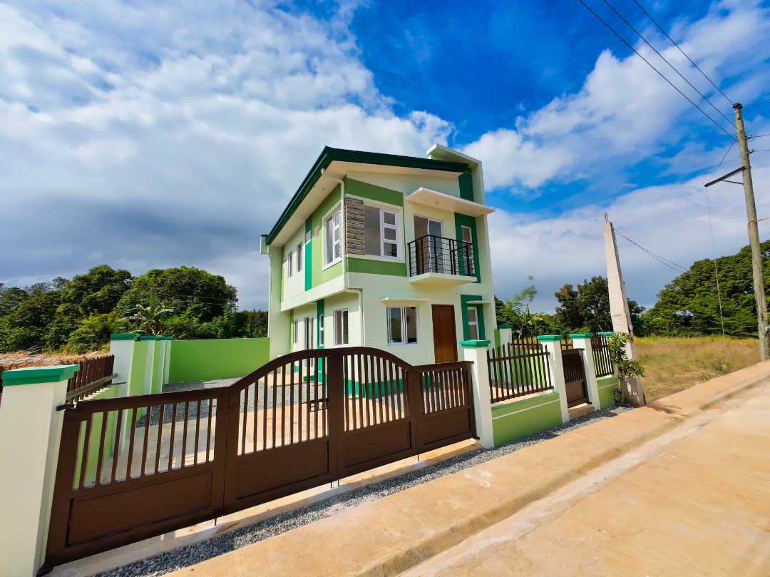 (Category: ) located in . Submitted by dulaliahomes.official (Listing ID 1460536662, Image 1). Description: .