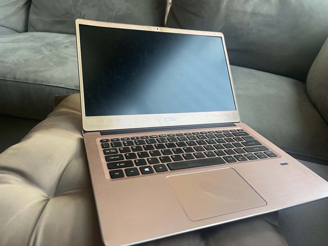 Acer Swift 3 (SF314-56) Laptop (Category: Laptops & Notebooks) located in Manila. Submitted by cocoooo123 (Listing ID 1460636041, Image 1). Description: With FREE CHARGER Color: Pink Display: 14-inch Full HD (1920 x 1080) IPS display Processor: Intel Core i5-8265U (8th Gen, up to 3.40 GHz) .