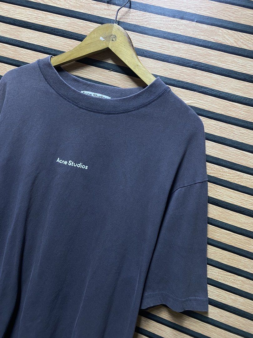ACNE STUDIOS (Category: Tshirts & Polo Shirts ) located in Makati City. Submitted by drip.poww (Listing ID 1460523512, Image 2). Description: - Authentic Acne Studios - Color: gray - Size: XL - Dimes: 25x29 - Authentic - Excellent condition - Need wash, fresh from bale - Material: 100% Cotton Please don’t expect too much—these are thrifted (ukay) items. 😊 !!STILL NEGOTIABLE!!.