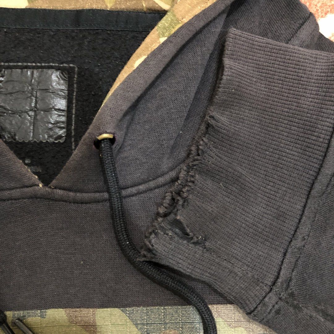 ADIDAS CAMOU HOODIE (Category: Coats, Jackets and Outerwear) located in Quezon City. Submitted by high1sthrift (Listing ID 1460550686, Image 2). Description: ADIDAS CAMO HOODIE 🖤 DISTRESSED W22 L29 | ₱850 only With frayed cuff + small neck tear. See pics for details. Honest post. Pwede pa-repair or wear as street style. QC | Ship nationwide PM agad 💬 #adidas #distressed #thriftPH.