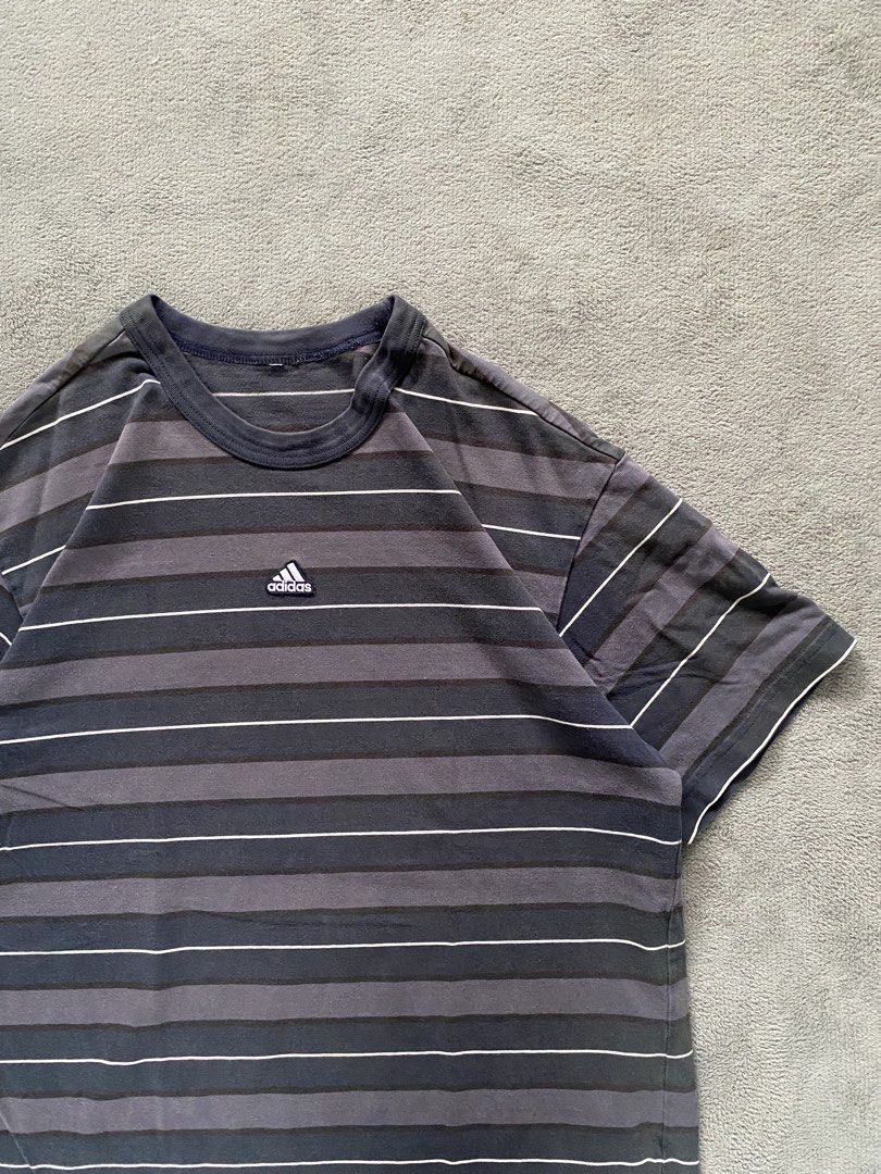 Adidas Mid logo Shirt stripe (Category: Tshirts & Polo Shirts ) located in Ozamiz City. Submitted by thriftnikael (Listing ID 1460686776, Image 2). Description: width: 22 length: 28 size: large Color rate: 10/10 Condition: 10/10 Issue: n/a .