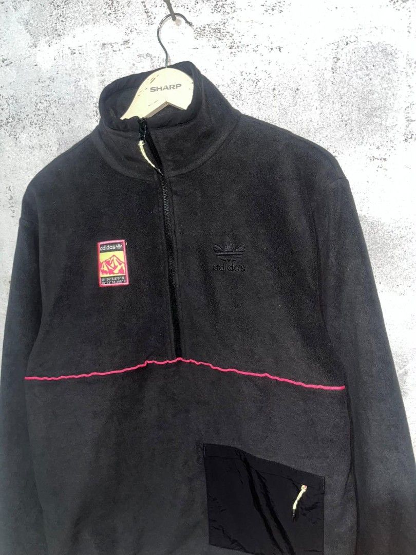 ADIDAS OUTDOOR (Category: Coats, Jackets and Outerwear) located in Bacolod City. Submitted by zthrift24 (Listing ID 1460605731, Image 2). Description: ADIDAS OUTDOOR XS 📌 XS 📌 NO ISSUE NEED WASH CONDI 9 COLOR 9 L 27 W 20.
